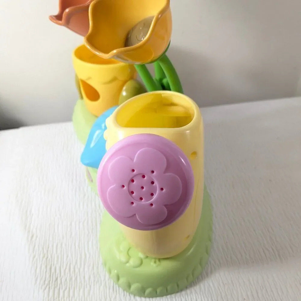 Playskool Little LIl Jiggle Garden Playset Toddlers baby toy flowers bugs Hasbro